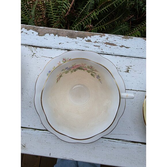 Royal Albert Moss Rose Bone China Tea Cup & Saucer Set Floral Design Gold Trim - Picture 7 of 7